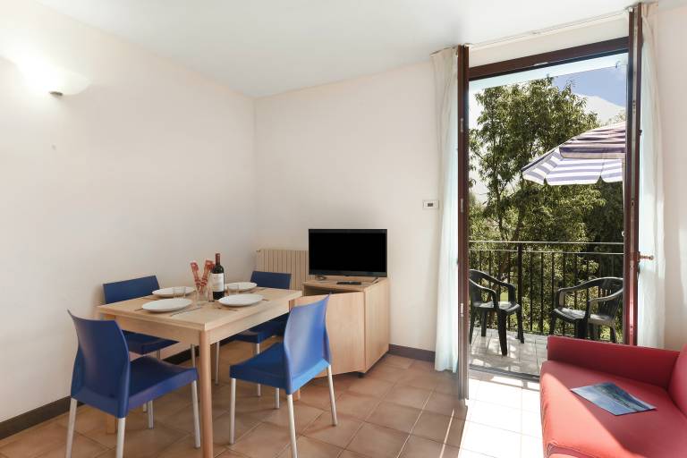 Beautiful holiday apartment with garden | Mountain view | Beach nearby | Pet-friendly — photo 3