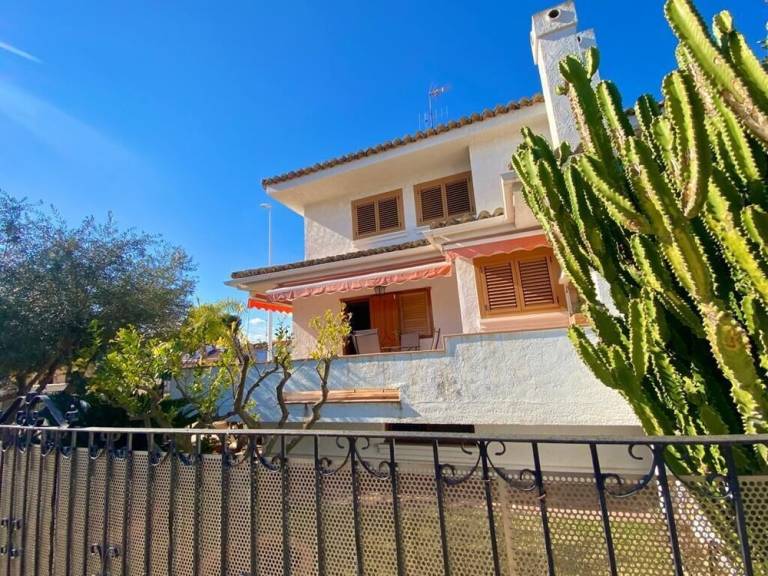 Casa  Canet de Berenguer