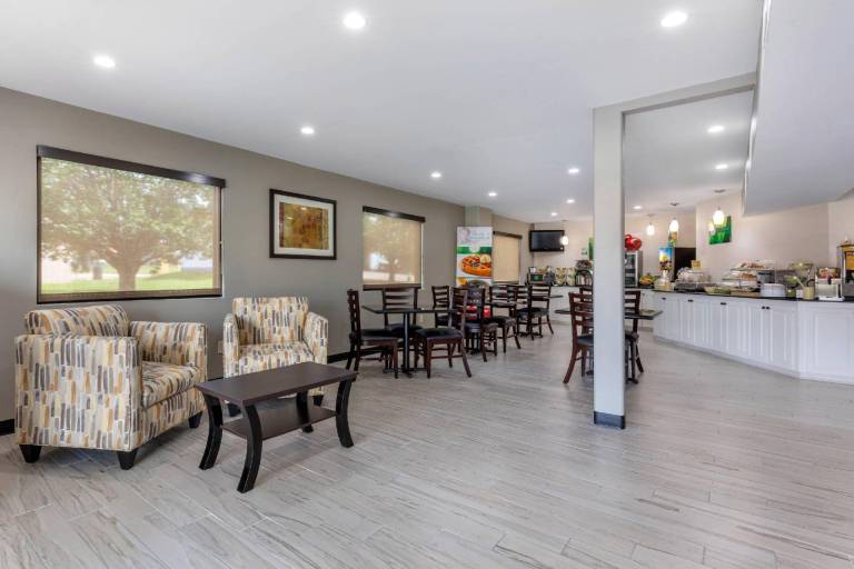 Quality Inn McComb — photo 4