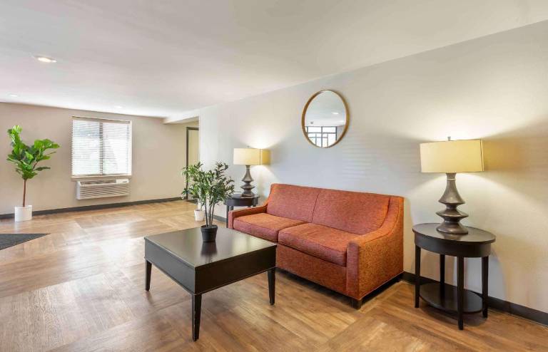 Extended Stay America Suites - Cleveland - Middleburg Heights — photo 2