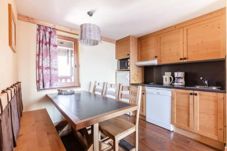 Holiday apartment with 2 rooms for 8 persons — photo 4