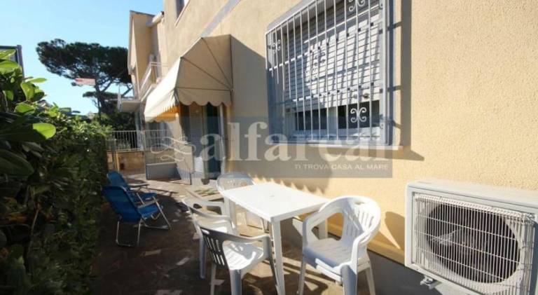 Rental apartment with 2 rooms for 5 persons — photo 4