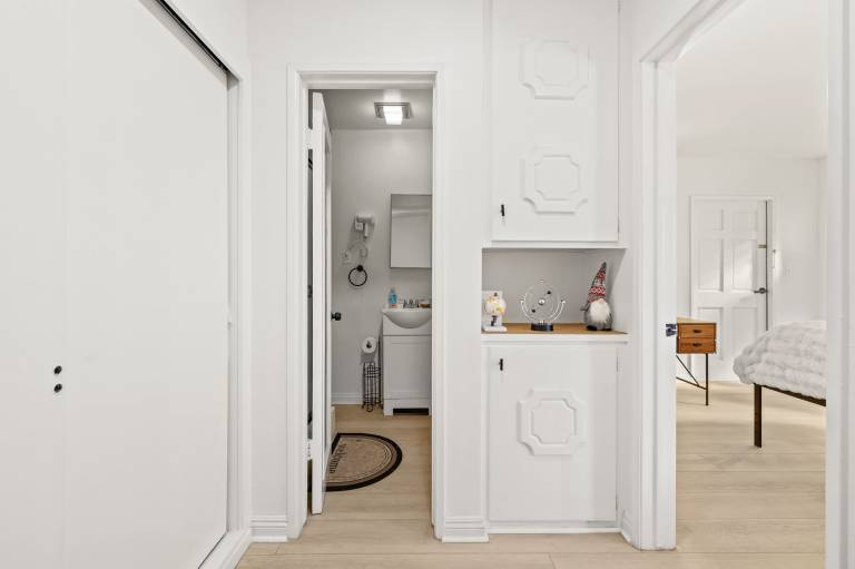 Newly Updated Family Retreat Safe Area Near DTLA