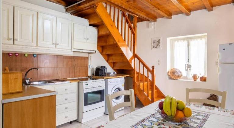 Rental apartment with 2 rooms for 4 persons — photo 3