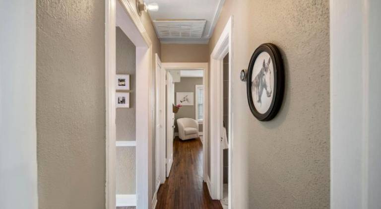Ivy Cottage w hot tub by HVNLYhomes — photo 5