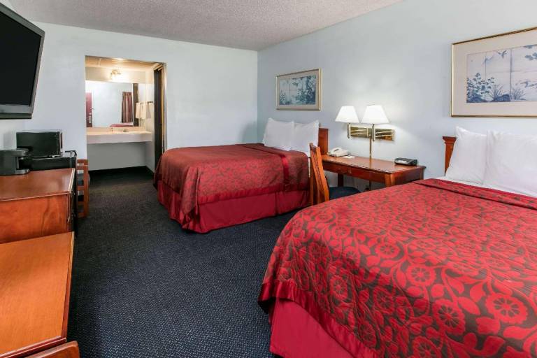 Executive Inn — photo 5