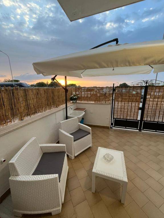 Vacation home with patio — photo 5