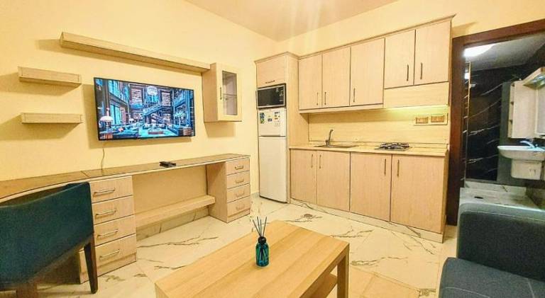 The Royal Luxury Apartments - One Bedroom Apartments — photo 3