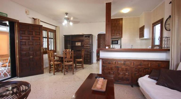 House with 2 rooms for 4 persons — photo 3