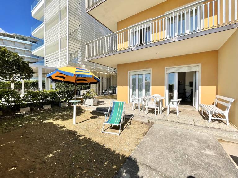 Nice holiday apartment | Close to the beach | Pets allowed — photo 2