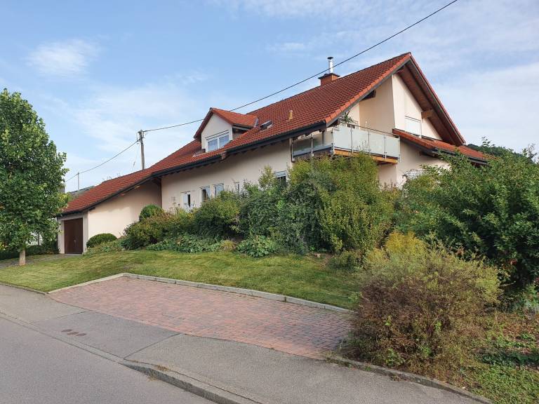 Wutachtal Apartment with Shared Garden, Balcony, and Wi-Fi — photo 2