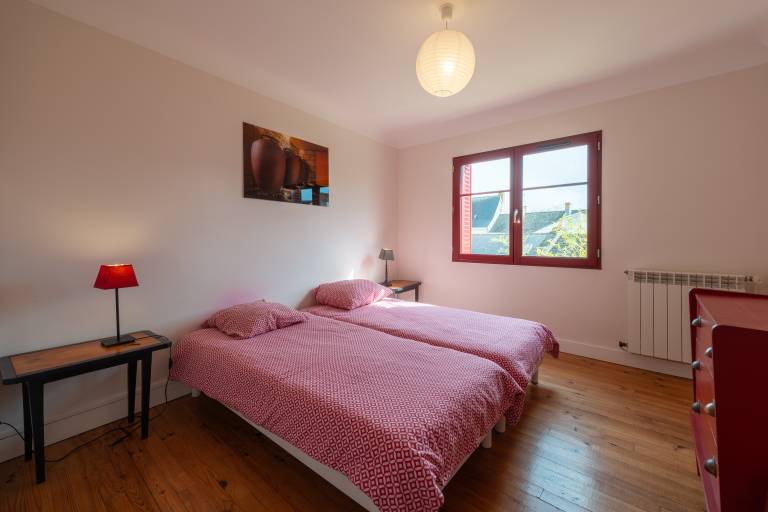 Family-oriented charming house with grill, terrace & garden | Pet-friendly — photo 3