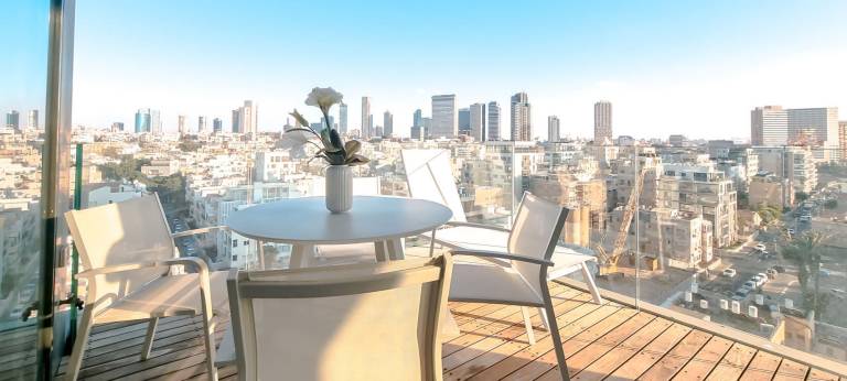 Holiday apartment with terrace | Close to Carmel Market — photo 4