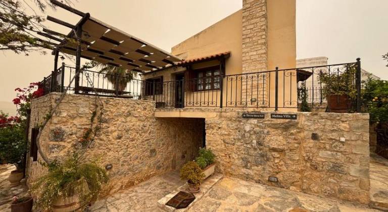 Fully equipped villa with pool, terrace & grill | Pet-friendly — photo 4
