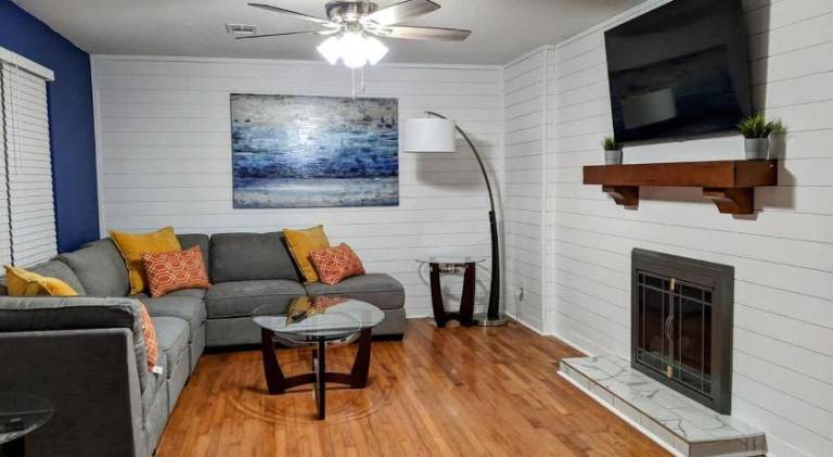 Vacation home with pool | Perfect for remote work — photo 2