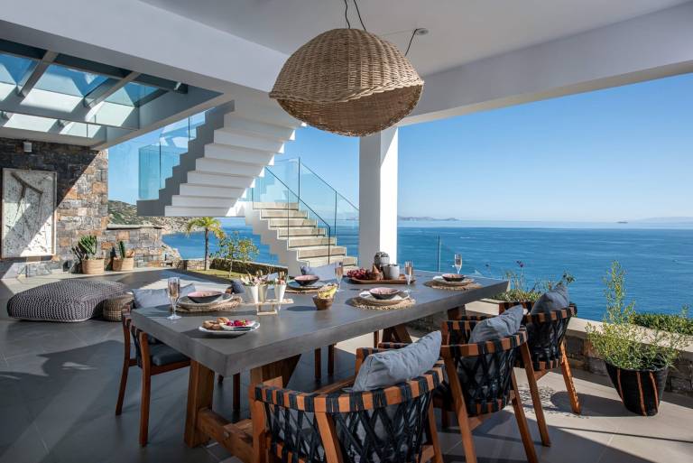 Child-friendly lovely villa with fast internet, garden & hot tub | Beach view | Dogs allowed — photo 4