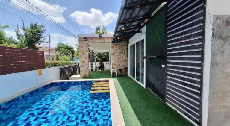 Villa with pool | Pets are welcome — photo 3
