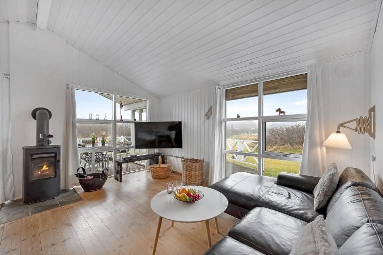 Charming holiday home close to the North Sea and Søndervig center. — photo 3