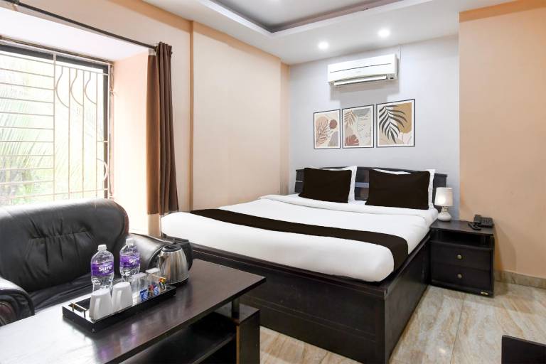 Super Hotel O New Alipore