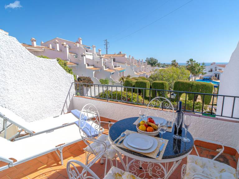 Vacation home with pool, garden & terrace | Sea view | Perfect for remote work | Pets are welcome — photo 3