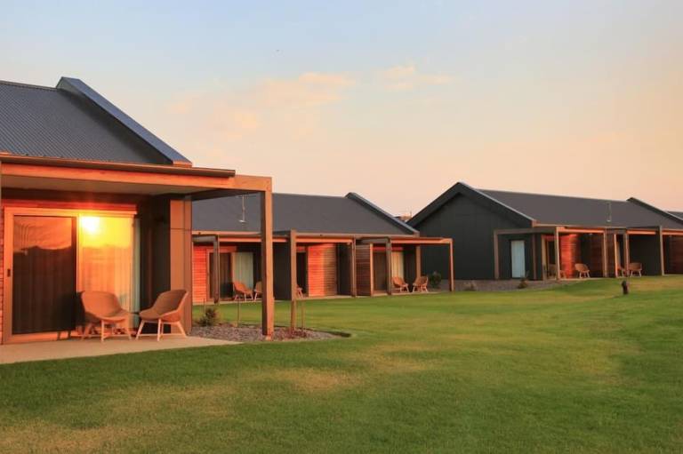 13th Beach Golf Lodges