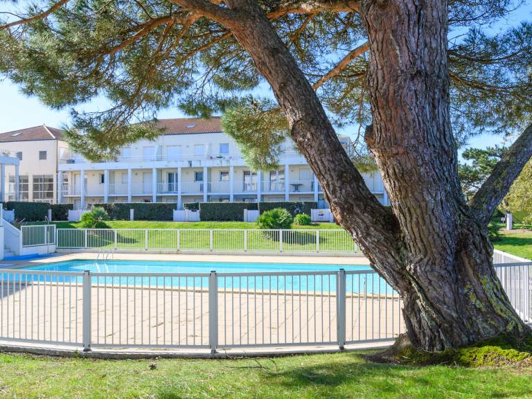 Pleasant holiday apartment with yard & pool | Nature view | Pets are welcome — photo 2