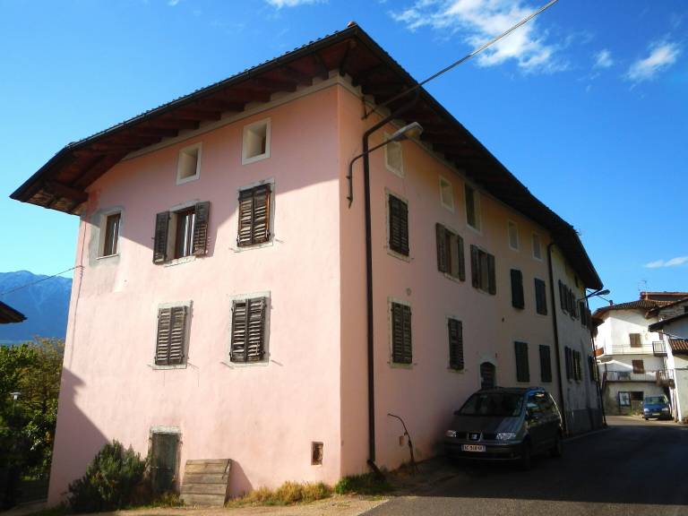 Casa  Rovereto