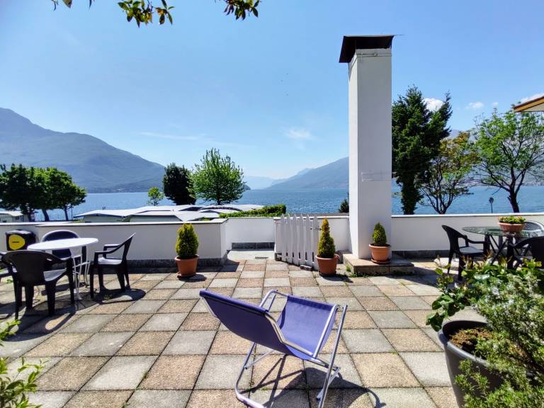 Rental apartment with garden | Lake view — photo 4
