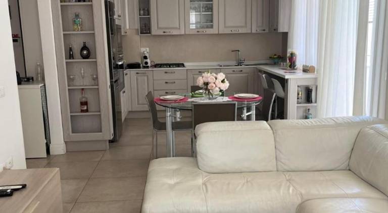 Rental apartment with 3 rooms for 5 persons — photo 4