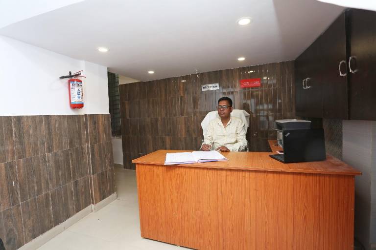 Hotel O Manoj