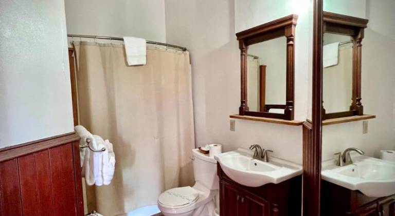 The Monarch Hotel — photo 3