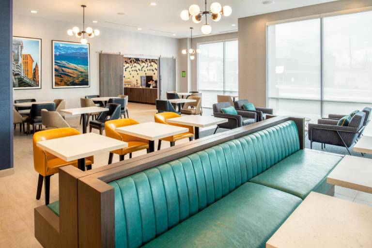 La Quinta Inn & Suites by Wyndham Spokane Downtown — photo 2