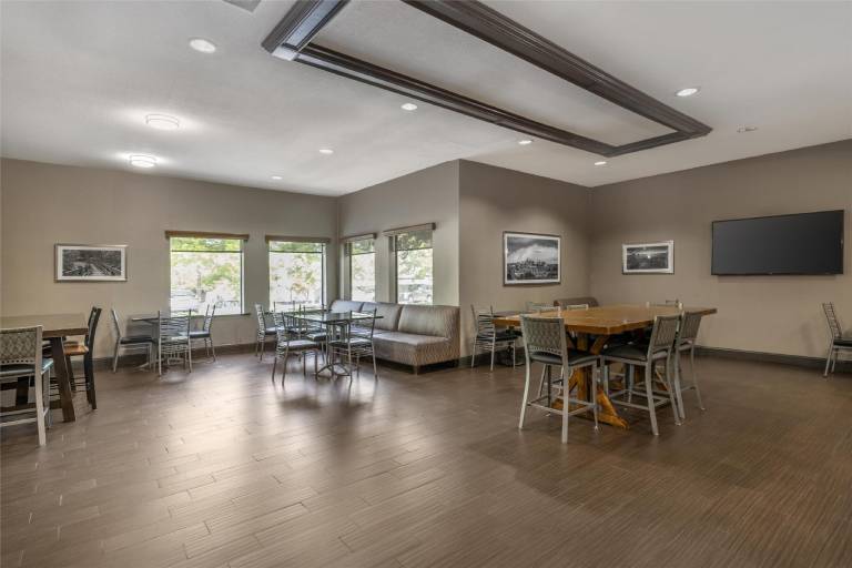 Best Western Plus Lee's Summit Hotel & Suites — photo 4