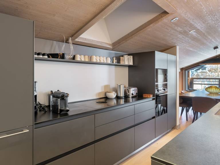 Penthouse in Megève with Jacuzzi, Sauna, Pool & Gym — photo 3