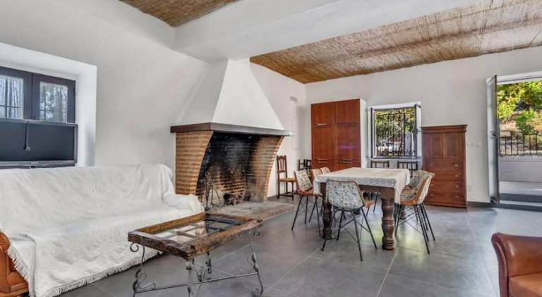 Villa with private pool & grill | Suitable for remote work — photo 2