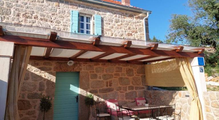 Rental apartment | Pets allowed in Starigrad