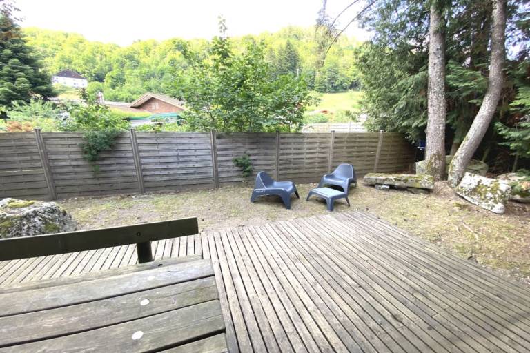 Rental apartment with garden, barbecue & terrace — photo 5