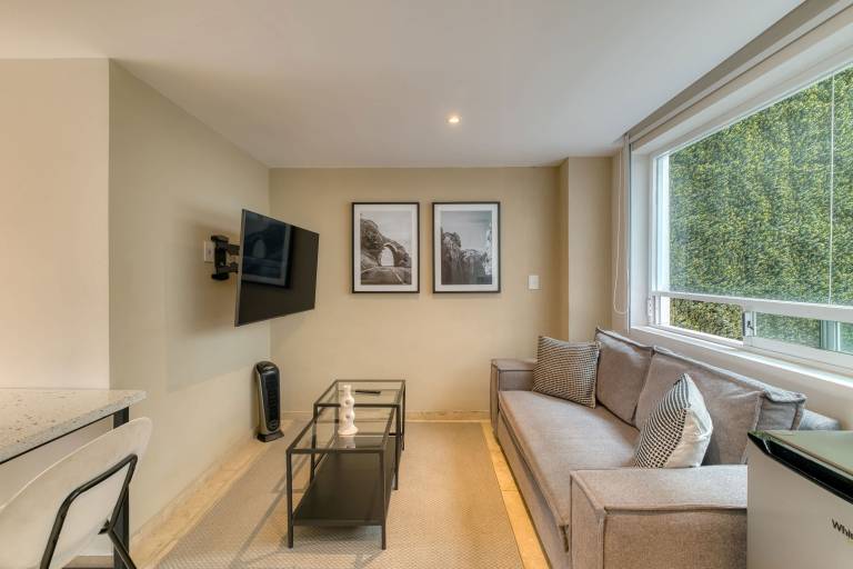 Holiday apartment with fast internet & garden — photo 4