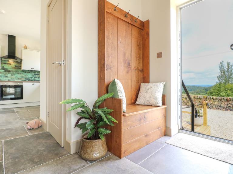 Family-friendly wonderful cottage with jacuzzi & garden | Dogs allowed — photo 2