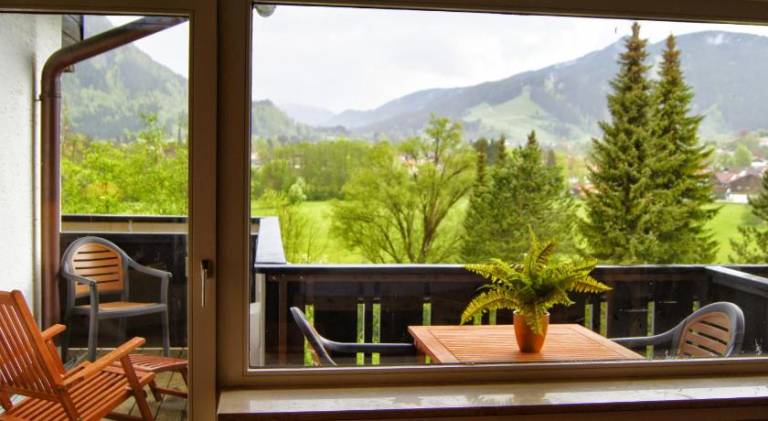 Bavarian Holiday Hideaway — photo 5