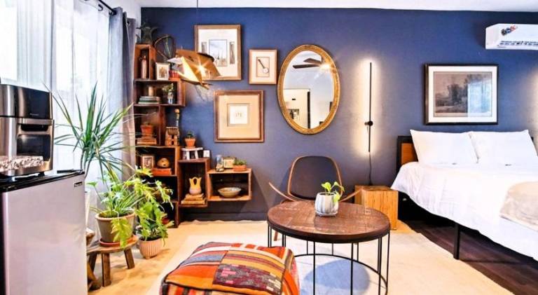 Vacation home | Suitable for remote work | Dogs allowed in Oklahoma City, OK