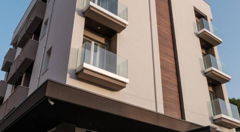 Serviced apartment with patio in Rimini