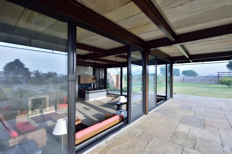 RajNikas Farm: Top-Rated Glass House with Pool — photo 5