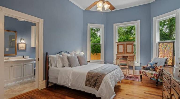 House with 3 rooms for 8 persons in Hattiesburg, MS