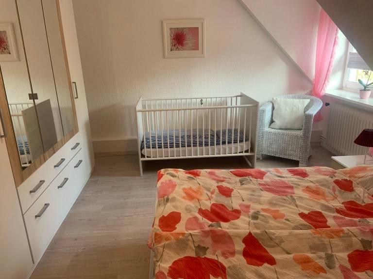 Children-friendly wonderful apartment with yard, BBQ & patio | Next to the beach | Pets are welcome — photo 3