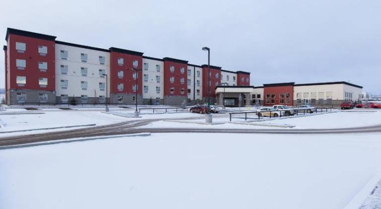 Chateau Nova Peace River — photo 4