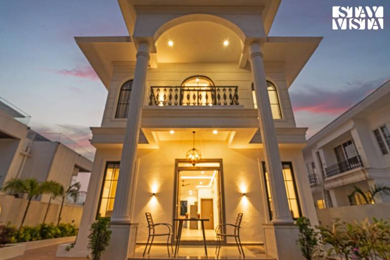 Spacious villa with yard, private pool & barbecue | Dogs allowed — photo 4