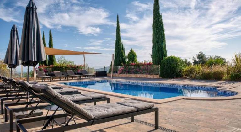 Villa with garden, terrace & private pool in Loulé