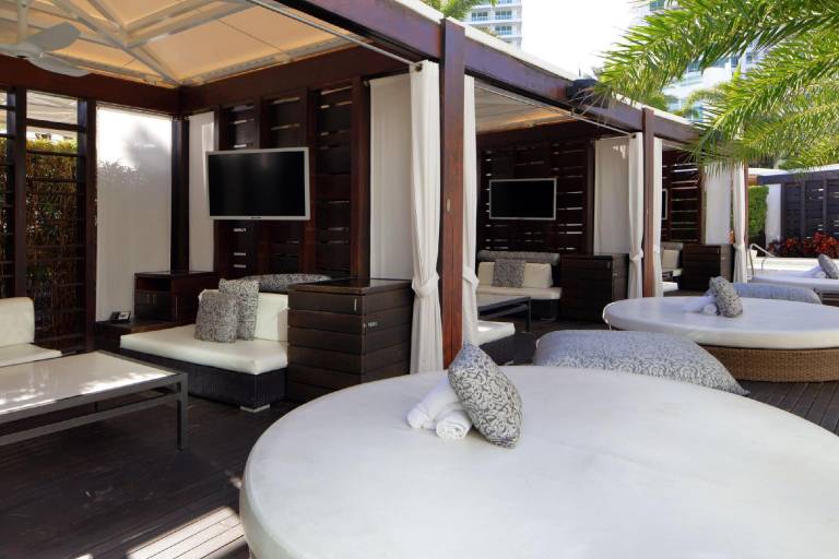 Fontainebleau Miami Beach Private Suites — photo 4