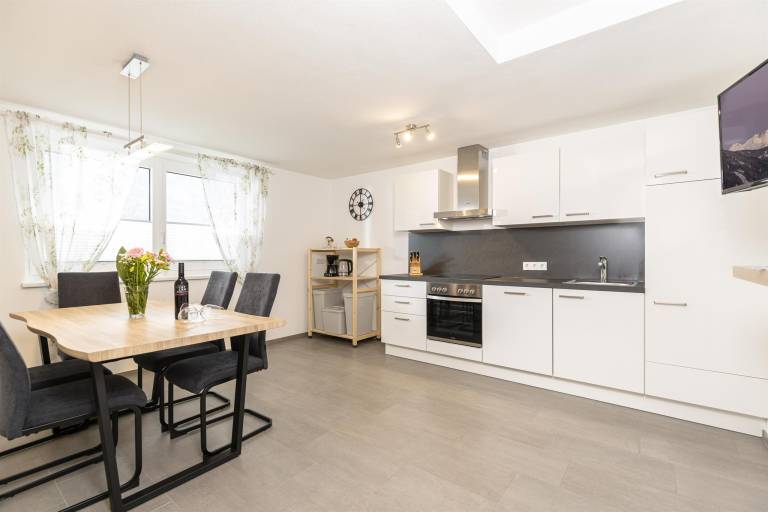 Beautiful holiday apartment with yard & terrace | Pets are welcome — photo 3